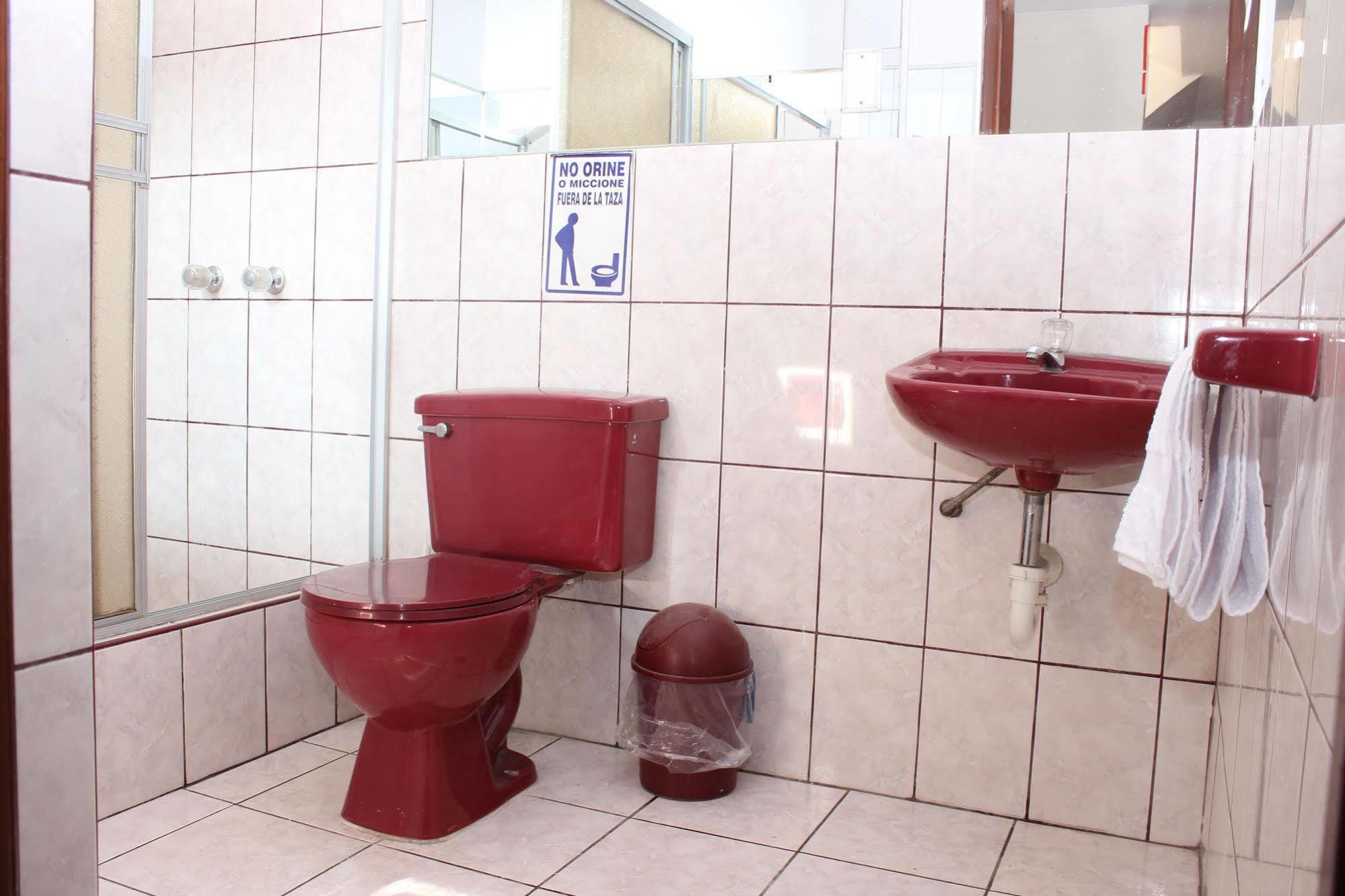 Callao Hostal Las Fresas Lima Airport מראה חיצוני תמונה