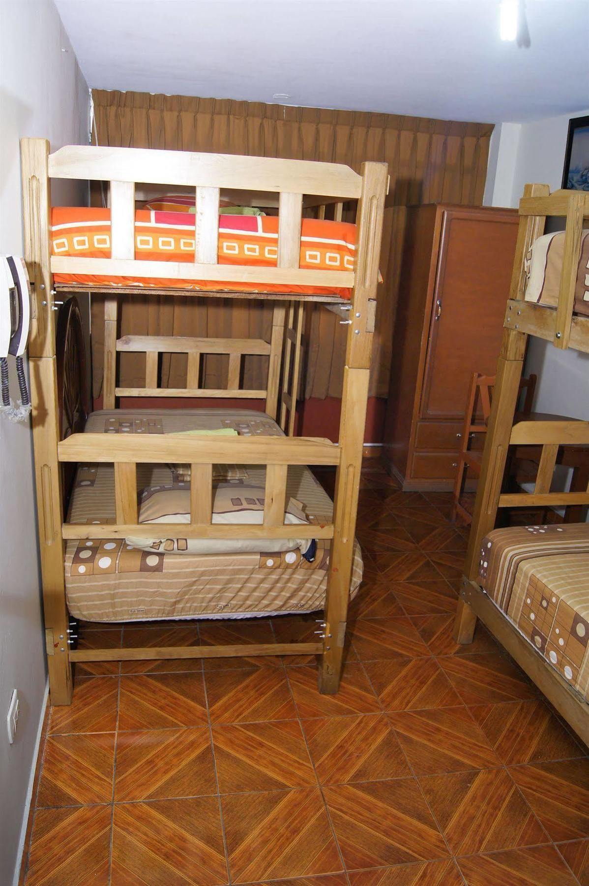 Callao Hostal Las Fresas Lima Airport מראה חיצוני תמונה