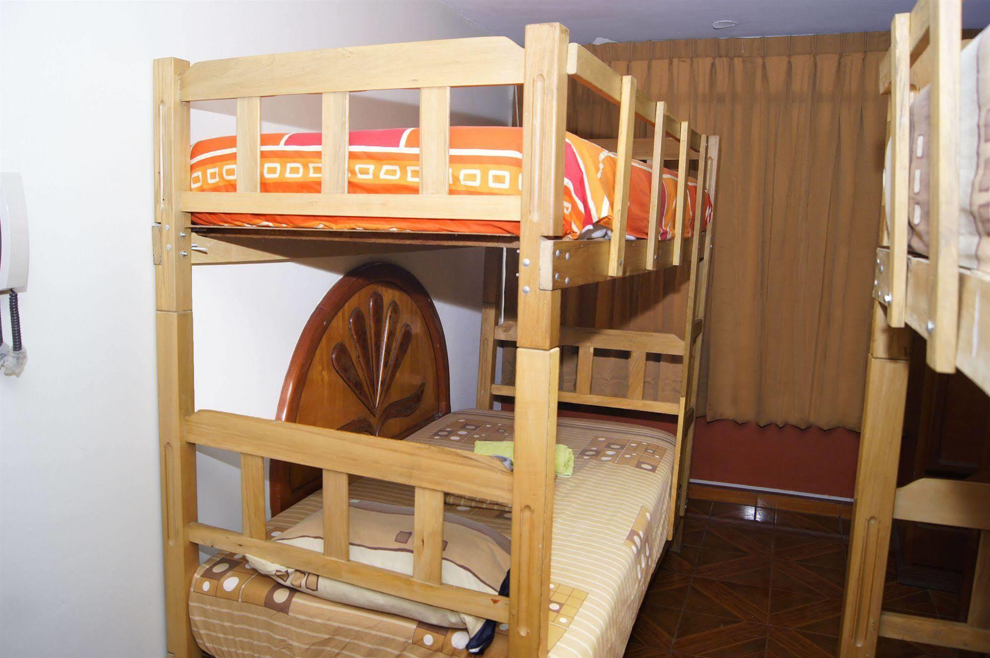Callao Hostal Las Fresas Lima Airport מראה חיצוני תמונה