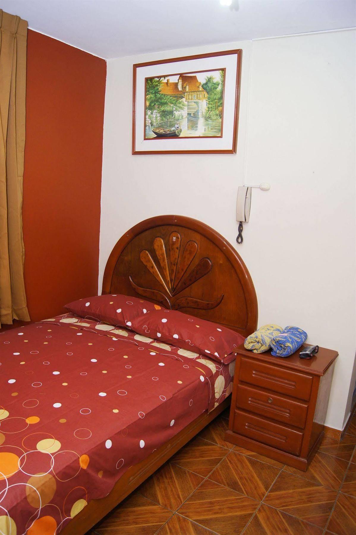 Callao Hostal Las Fresas Lima Airport מראה חיצוני תמונה